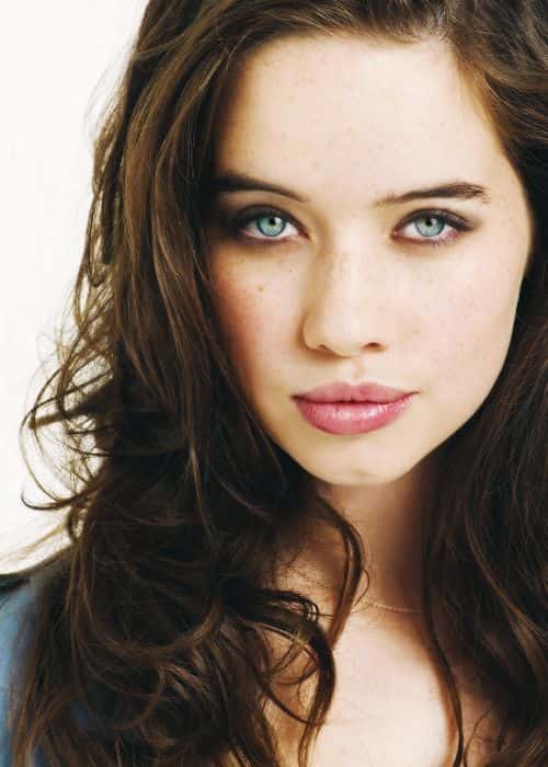 Anna Popplewell